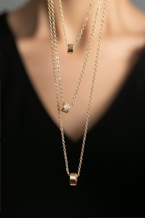 Heliophilia Silver Collar CK9456 en Rosa con Circón